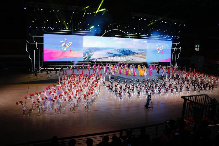 网球还是男 网球还是男